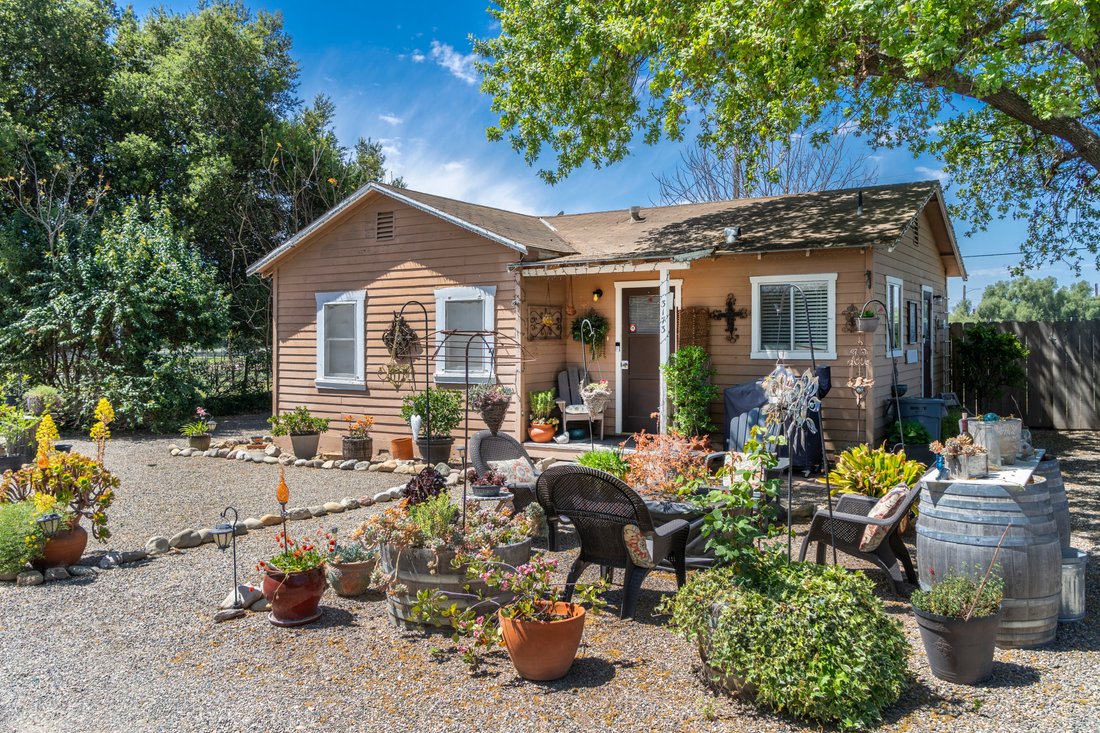 Farm Ranch in Santa Ynez, California, United States 1 - 15576994