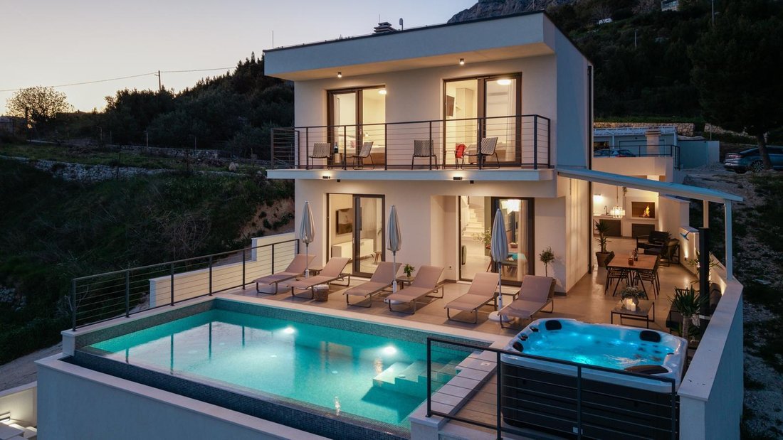 House in Omis, Split-Dalmatia County, Croatia 1 - 14120901