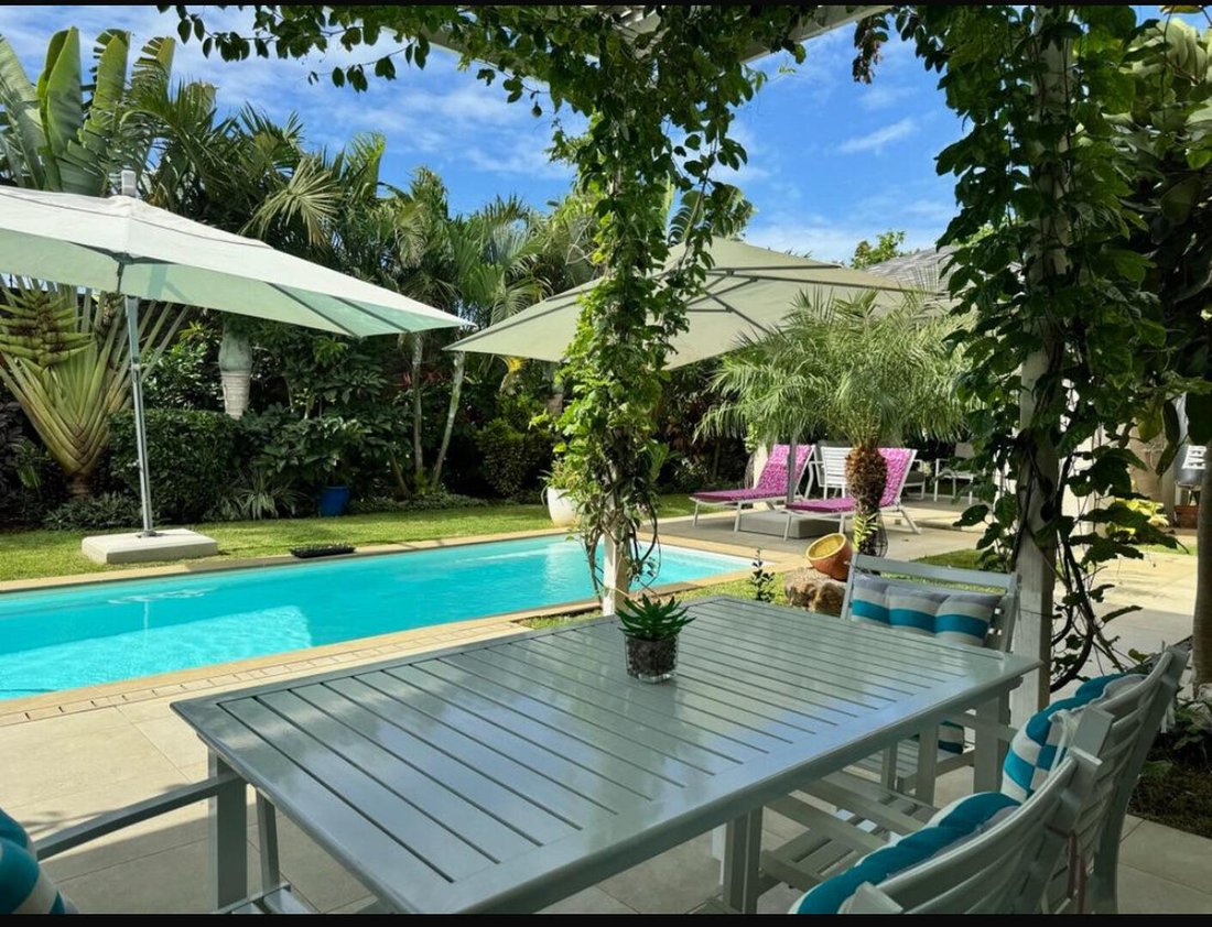 Villa in Grand Baie, Rivière du Rempart District, Mauritius 2 - 15579600