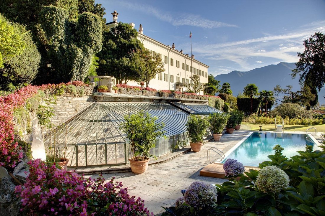 House in Como Borghi, Como, Lombardy 2 - 13137241