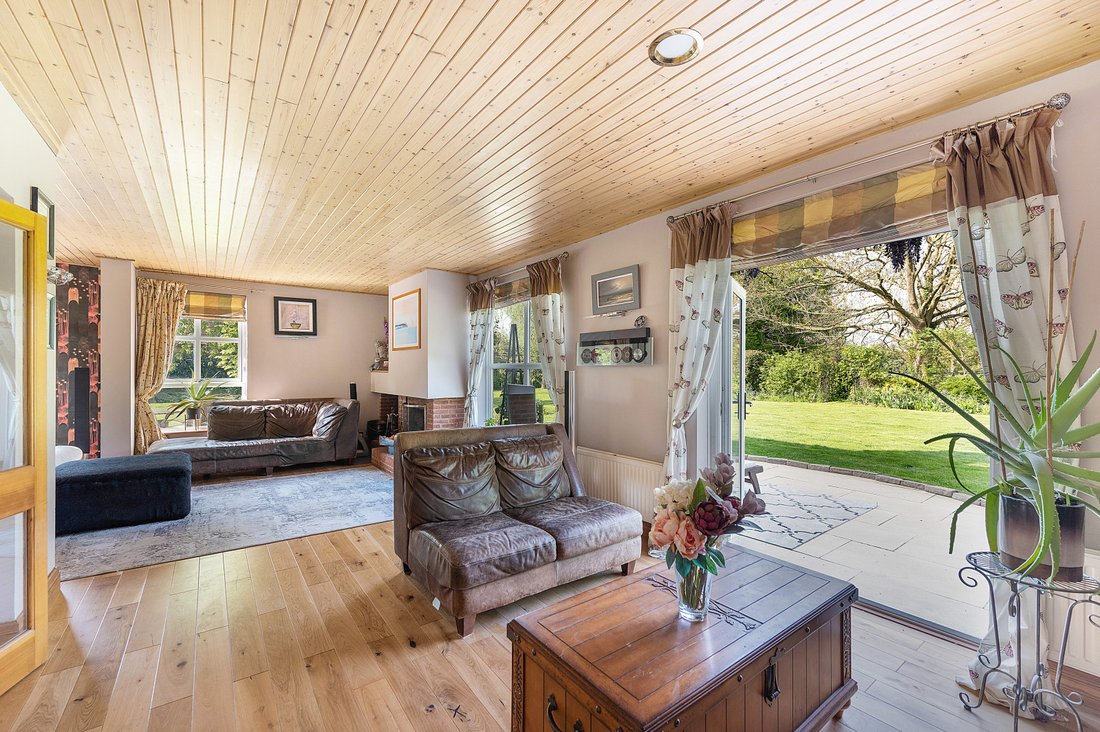 House in Croxton, England 5 - 15575935