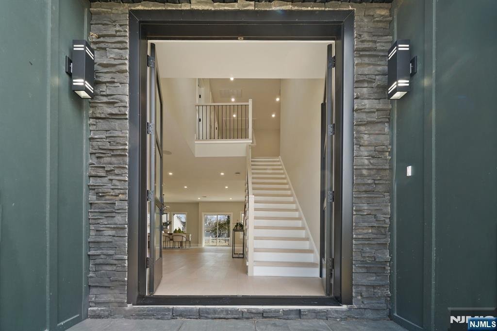 House in Glen Rock, New Jersey, United States 3 - 15570175