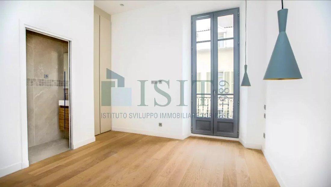 Wohnung in Nizza, Provence-Alpes-Côte d'Azur, Frankreich 2 - 15565007