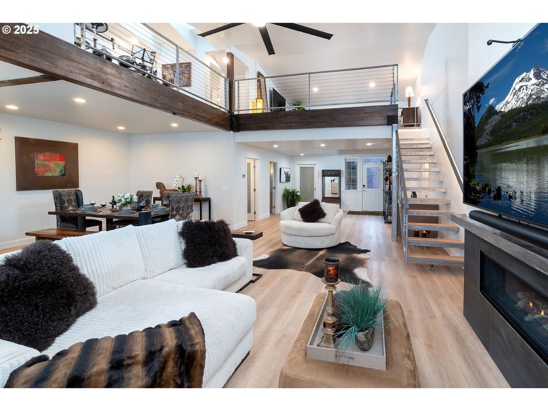 House in Bend, Oregon, United States 3 - 15575205