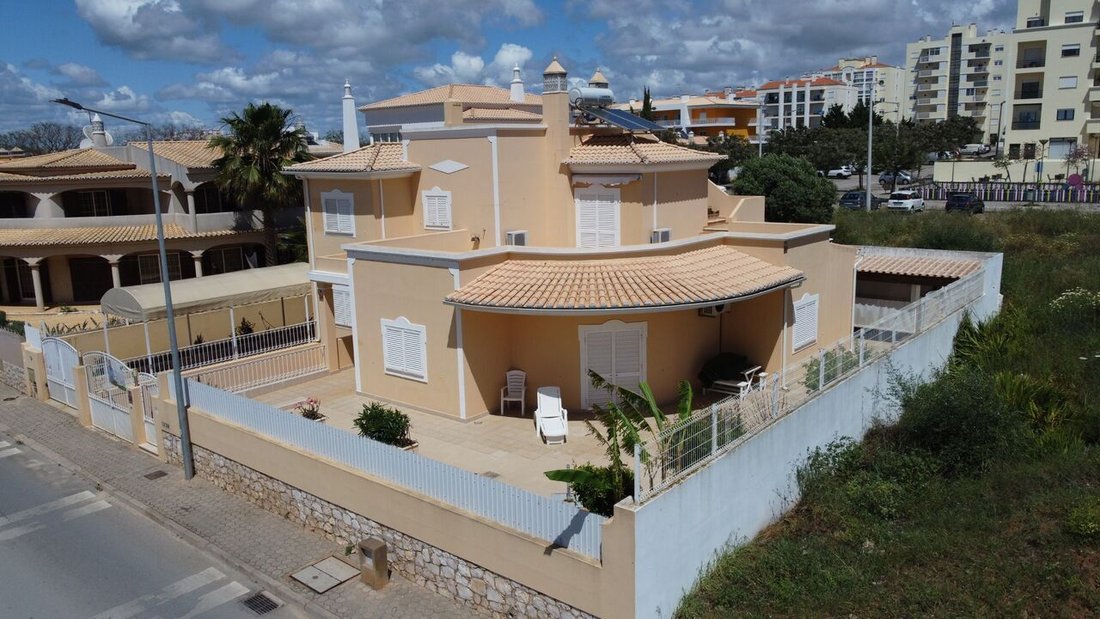 House in Portimao, Algarve, Portugal 3 - 15573616