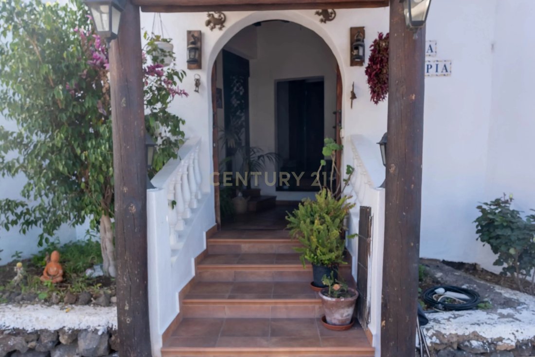Villa in Arafo, Canary Islands, Spain 4 - 15577073