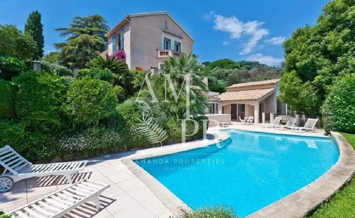 Villa in Cannes, Provence-Alpes-Côte d'Azur, France 1