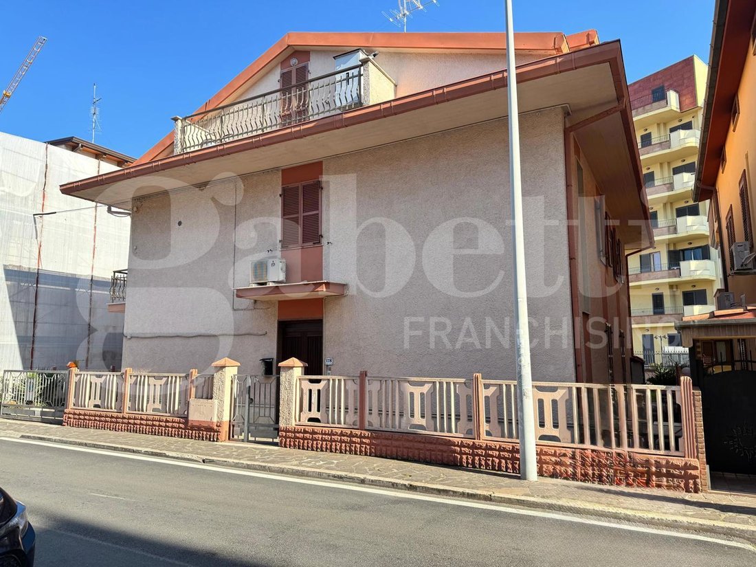 Apartment in Alba Adriatica, Abruzzo, Italy 1 - 15565184