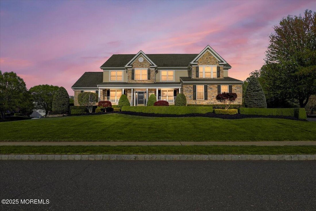 House in Marlboro Township, New Jersey, United States 4 - 15569736