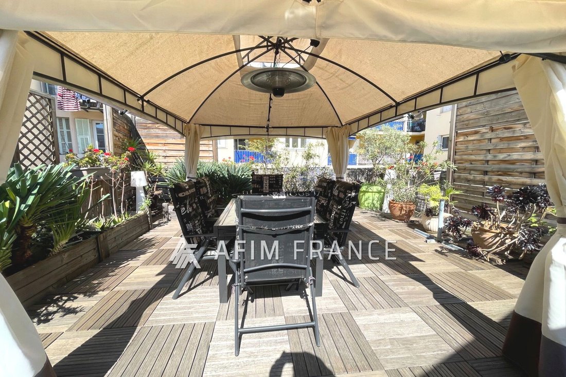 Wohnung in Nizza, Provence-Alpes-Côte d'Azur, Frankreich 4 - 15566636