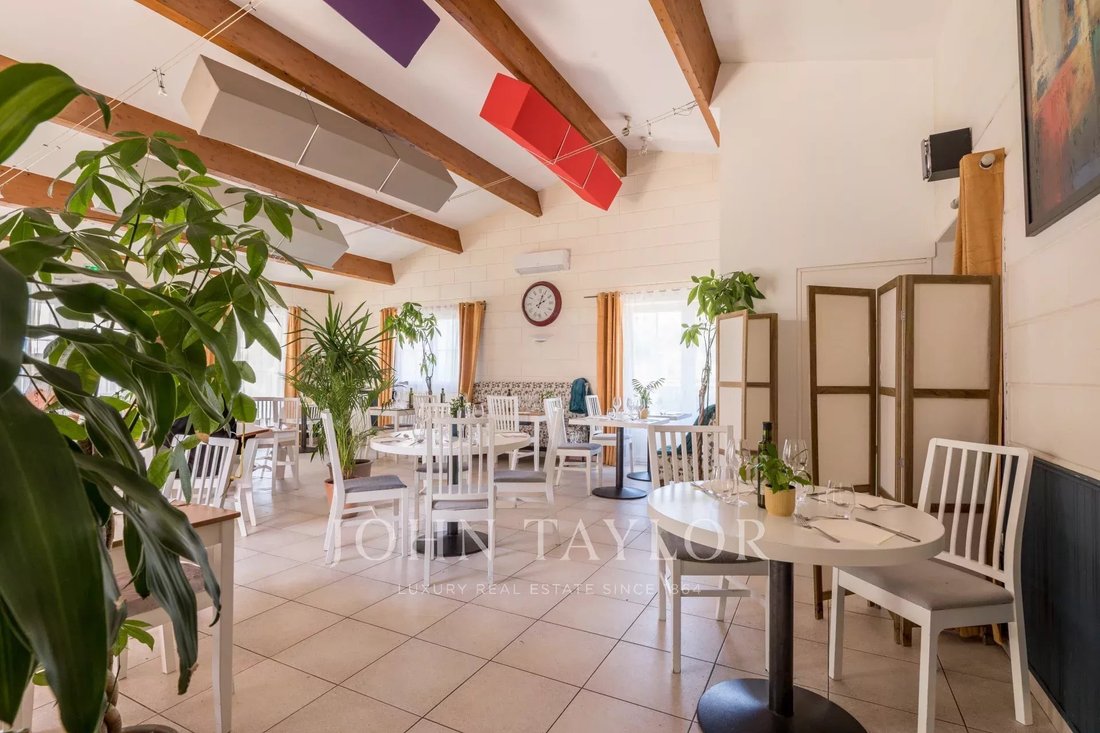 Estate in Sainte-Terre, Nouvelle-Aquitaine, France 5 - 15573840