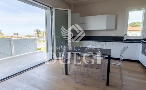 Apartamento en Focette, Pietrasanta, Italia 1