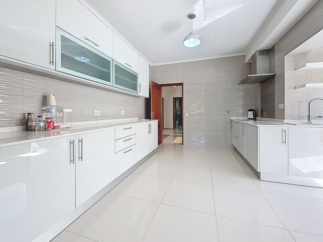 House in Portimao, Algarve, Portugal 1 - 15573616