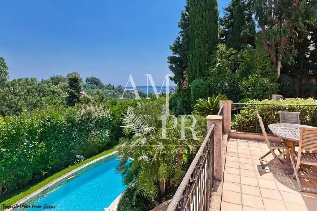 Villa in Cannes, Provence-Alpes-Côte d'Azur, France 3 - 15574987