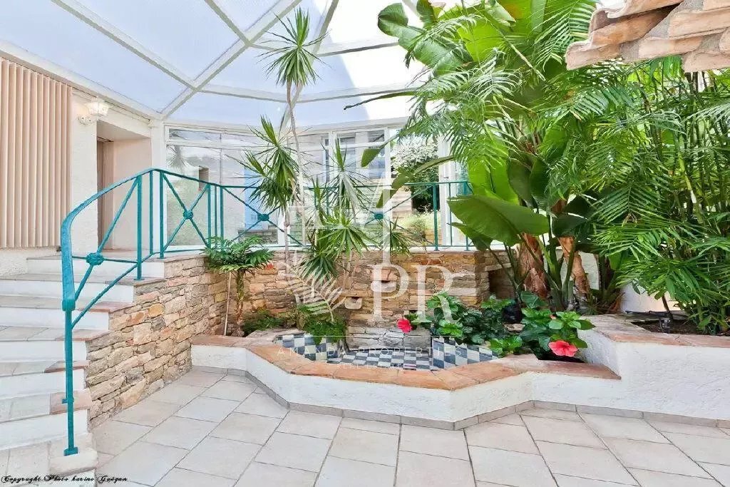 Villa in Cannes, Provence-Alpes-Côte d'Azur, France 4 - 15574987