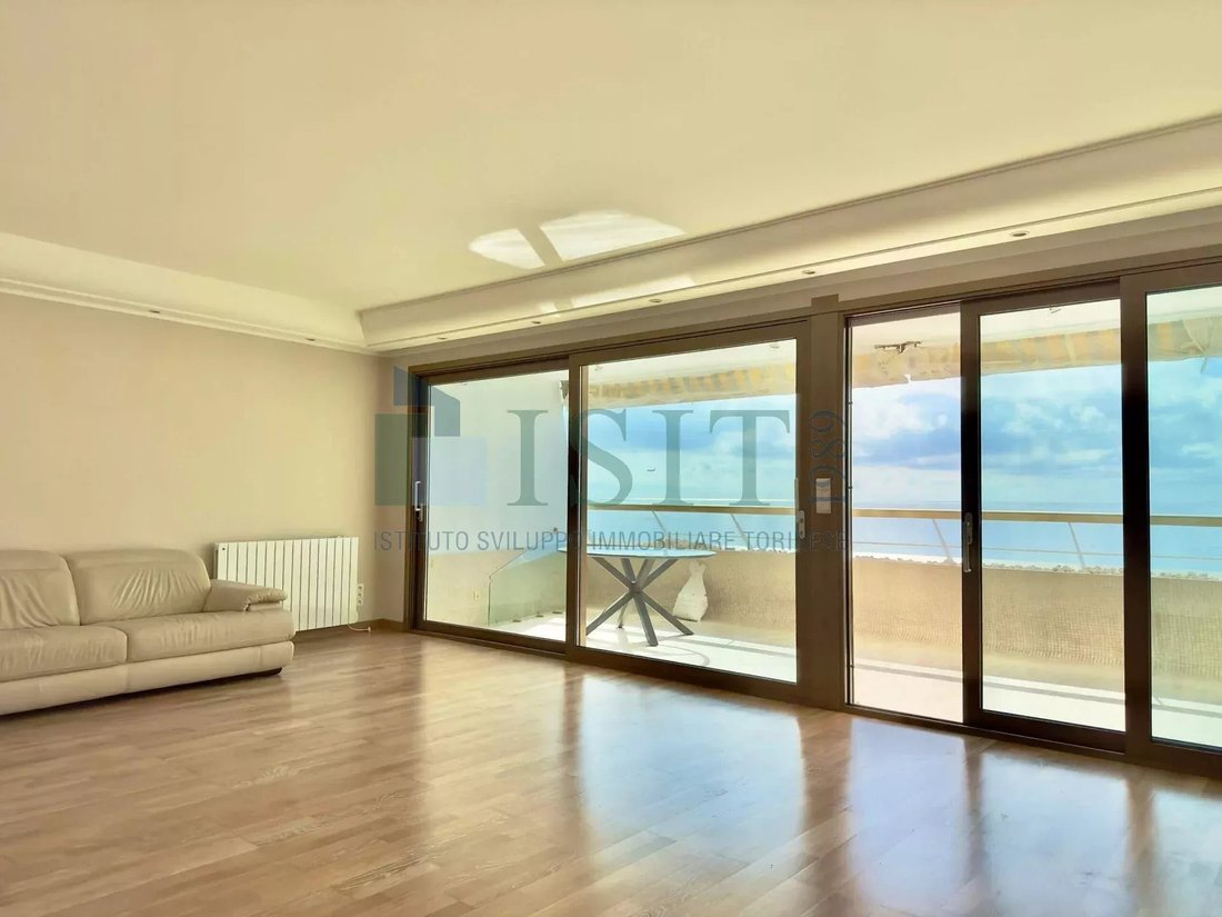 Apartment in Vaug, Villeneuve-Loubet, France 3 - 15565118