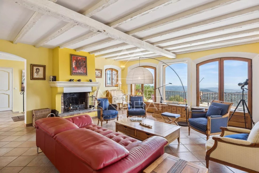 Villa in Cabris, Provence-Alpes-Côte d'Azur, France 2 - 15433880