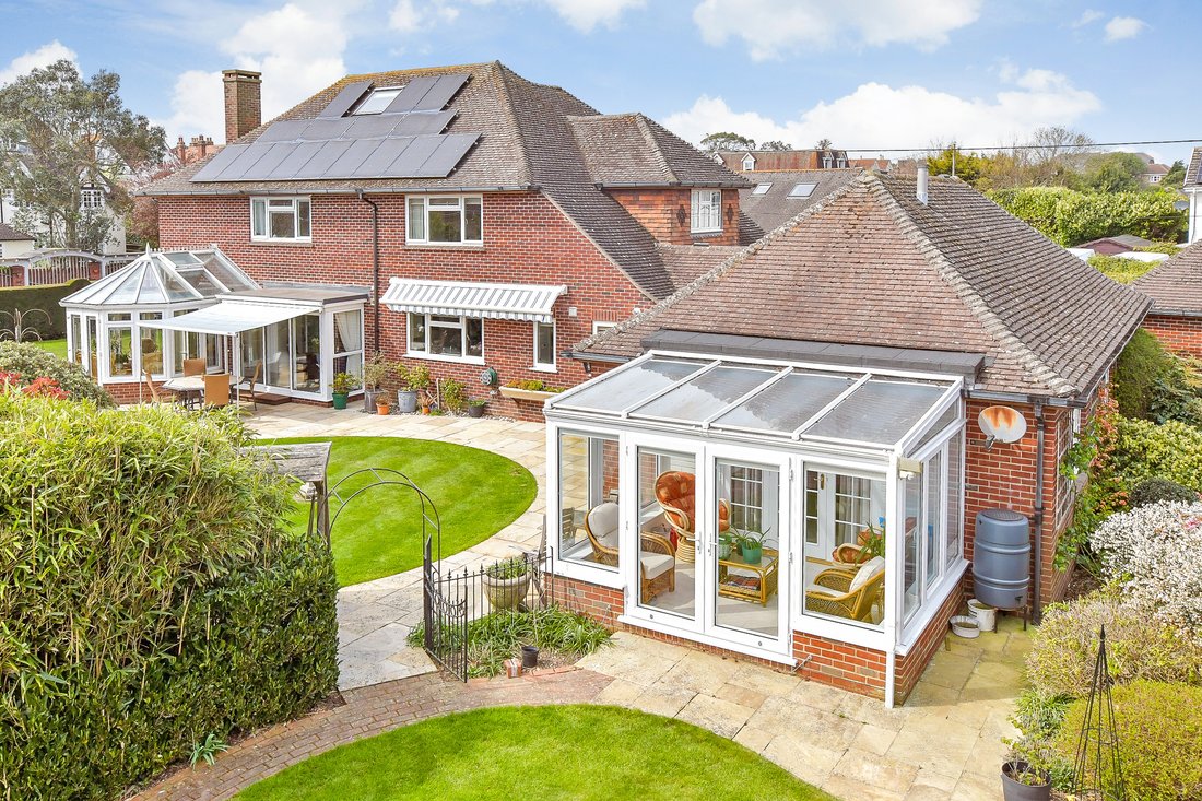 House in Bembridge, England 2 - 15565418