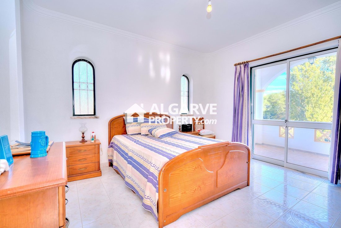 Villa in Quarteira, Algarve, Portugal 3 - 15574426