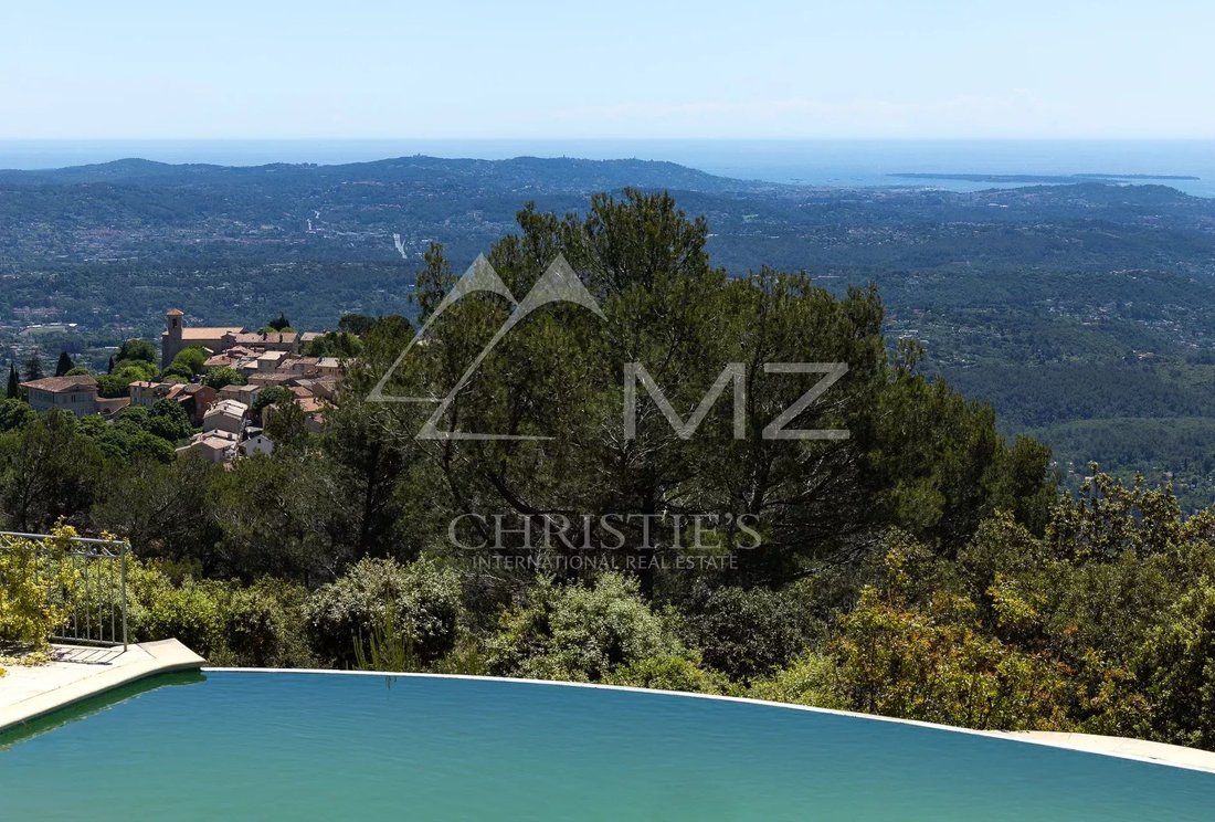 Villa in Cabris, Provence-Alpes-Côte d'Azur, France 2 - 15479811