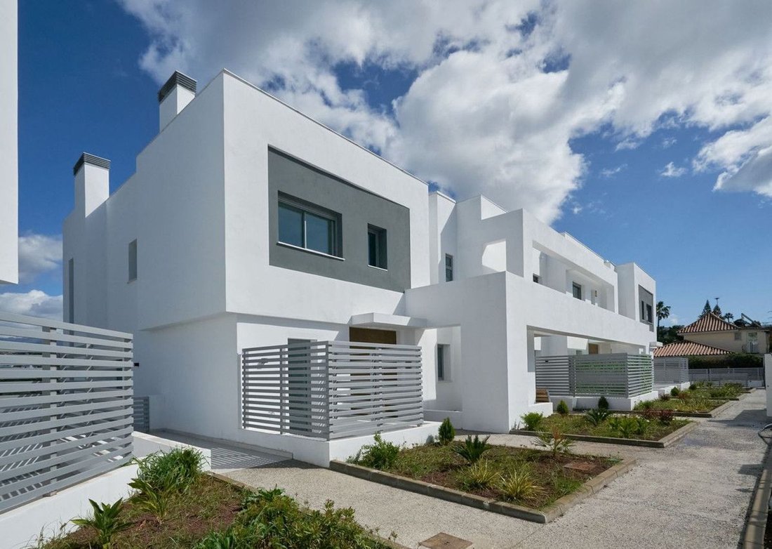 House in Guadalmina Alta, San Pedro de Alcantara, Spain 1 - 15579856
