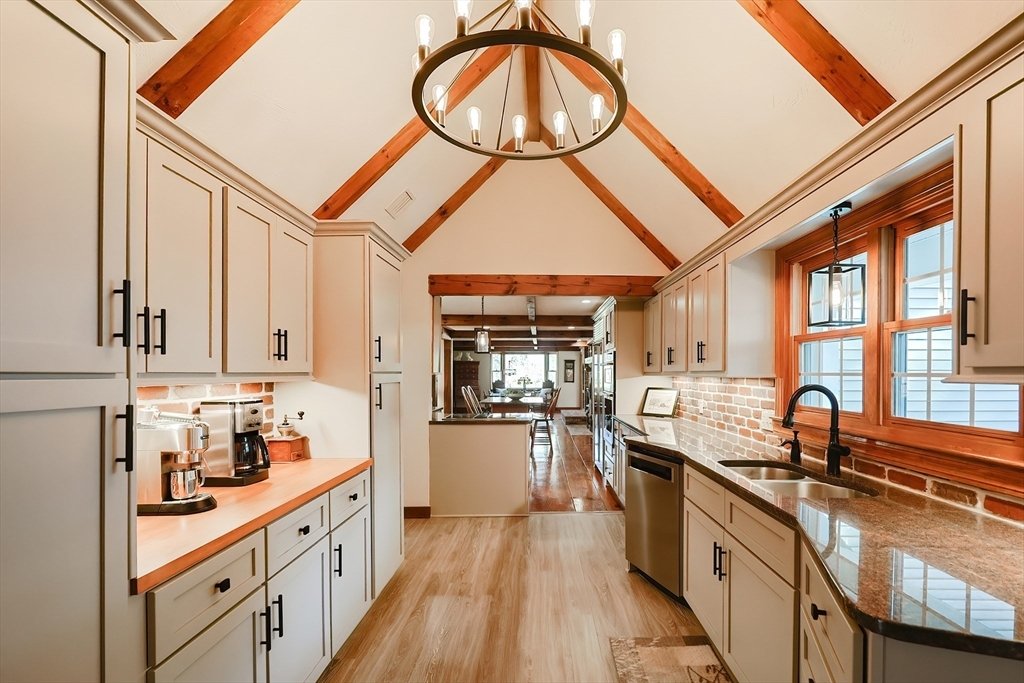 House in Franklin, Massachusetts, United States 4 - 15574512
