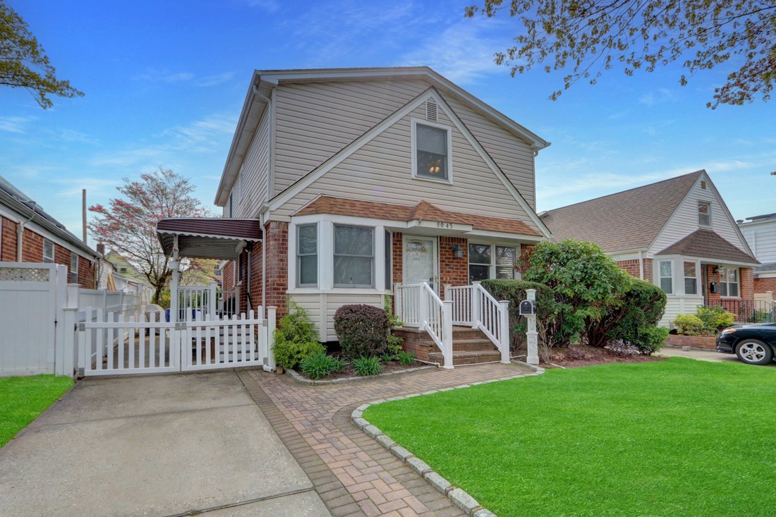 House in New York, New York, United States 2 - 15569129