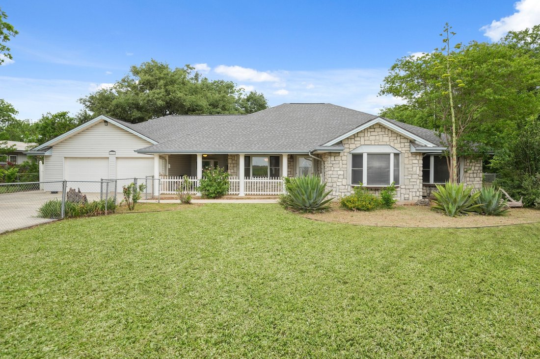House in Kyle, Texas, United States 1 - 15564444