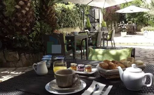 Castle for Sale in Coulaines, Pays de la Loire, France