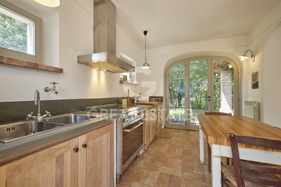 Estate in Center, Cortona, Tuscany 5 - 15565188