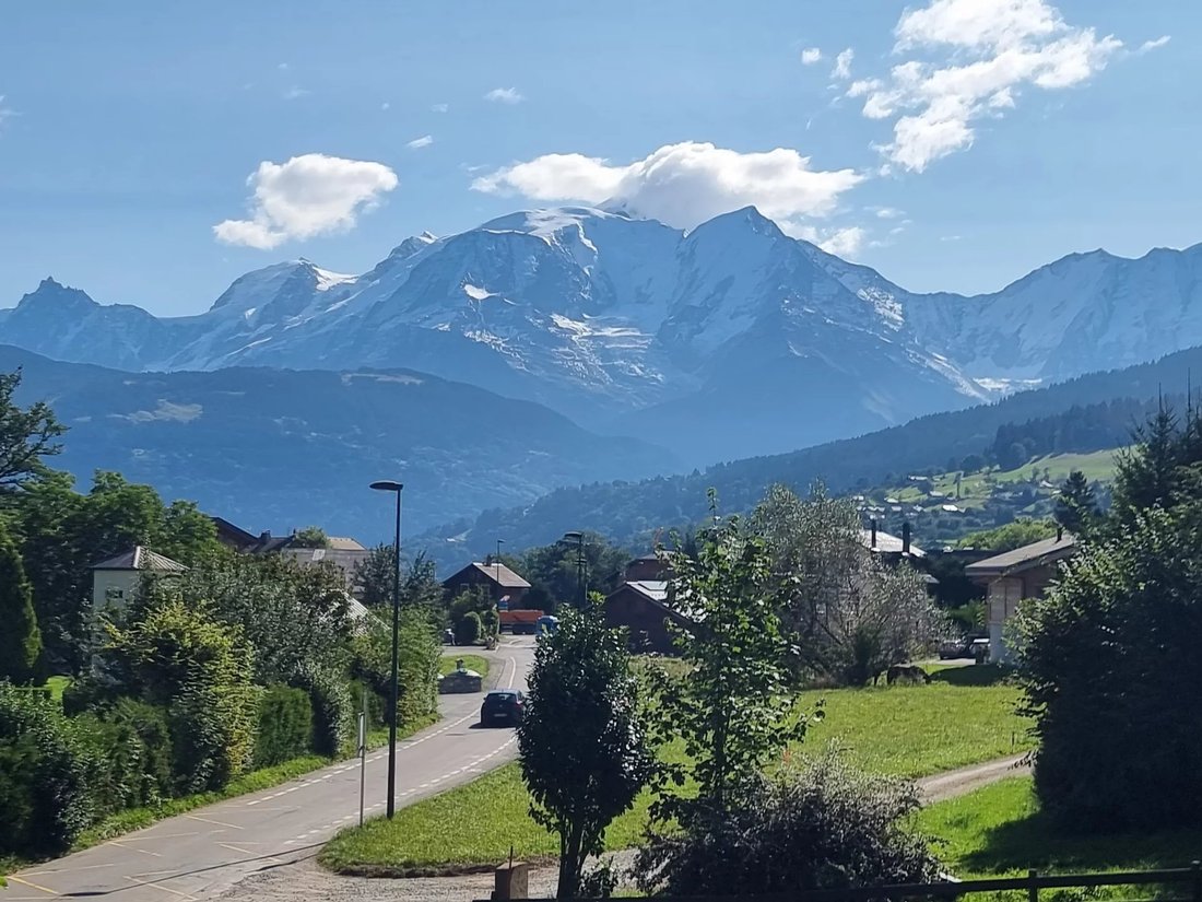 Apartment in Combloux, Auvergne-Rhône-Alpes, France 4 - 14717259