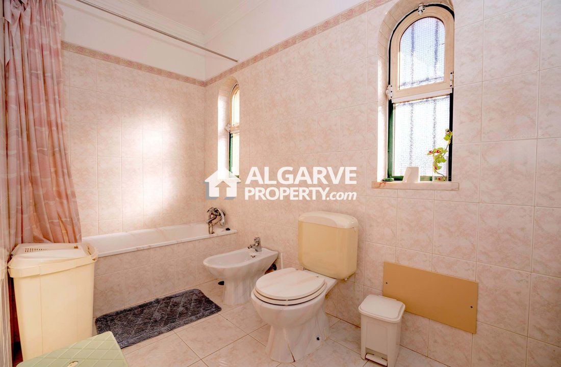 Villa in Quarteira, Algarve, Portugal 4 - 15574426