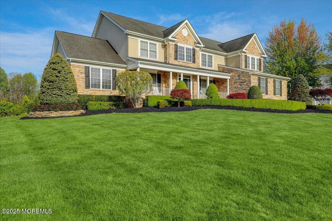 House in Marlboro Township, New Jersey, United States 3 - 15569736