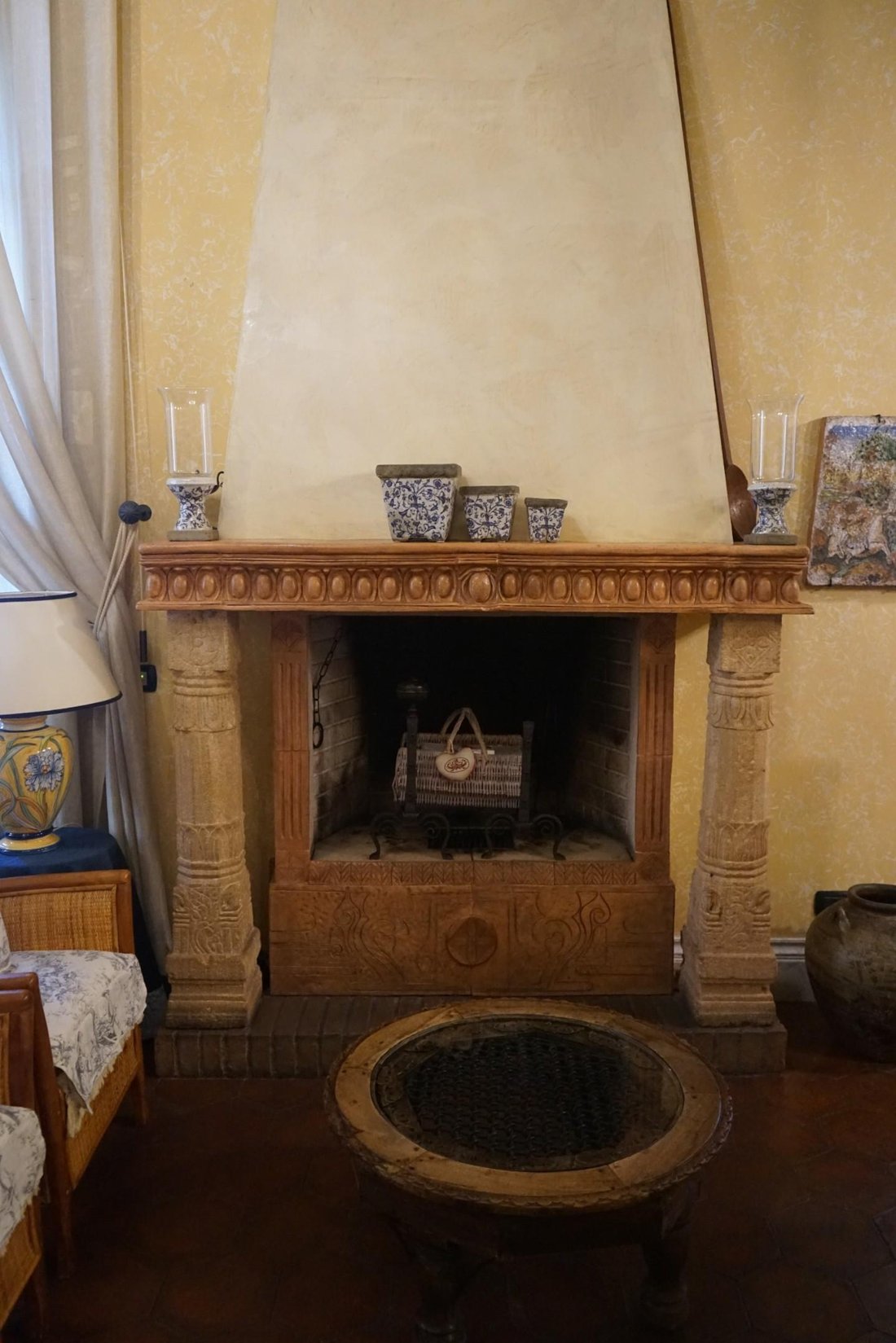 Whispers of Carrara: A Frescoed Palazzo in Tuscany’s Marble Heart