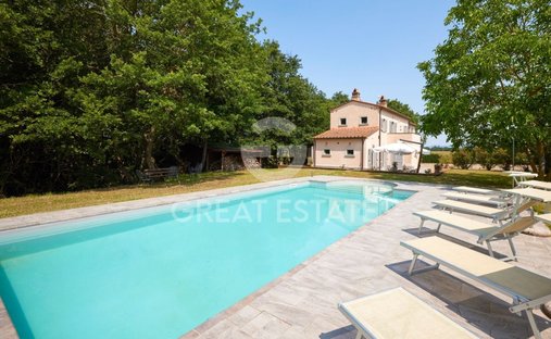 Estate in Center, Cortona, Tuscany 1