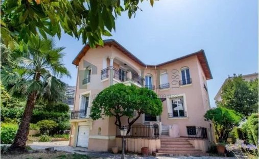 House in Le Port, Nice, France 1