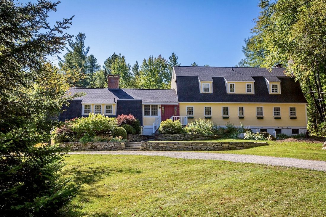 House in Peru, Vermont, United States 1 - 15563404