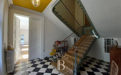 Vienne Department (86) 19th And 20th Century Chateau 345 Acres Of Land