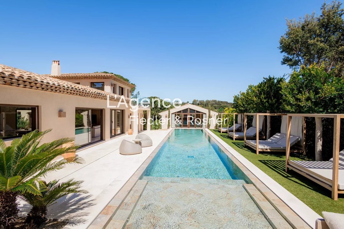 Villa in Ramatuelle, Provence-Alpes-Côte d'Azur, France 4 - 14592644