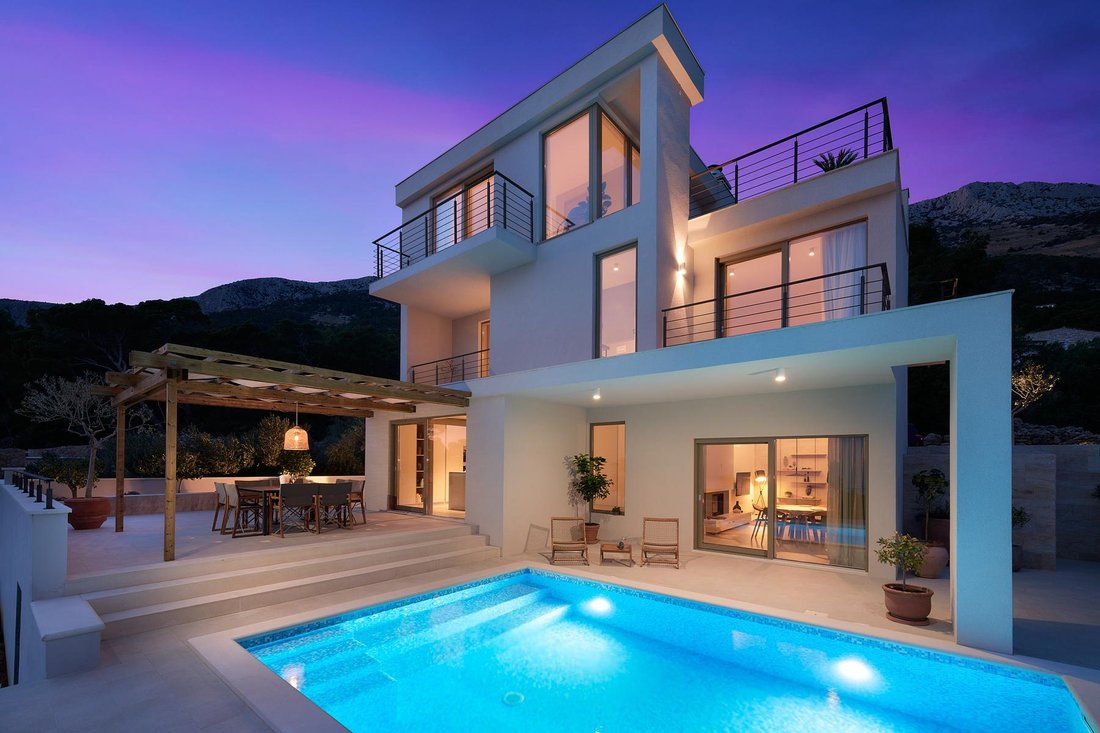 Villa in Sveta Nedilja, Split-Dalmatia County, Croatia 1 - 15576146