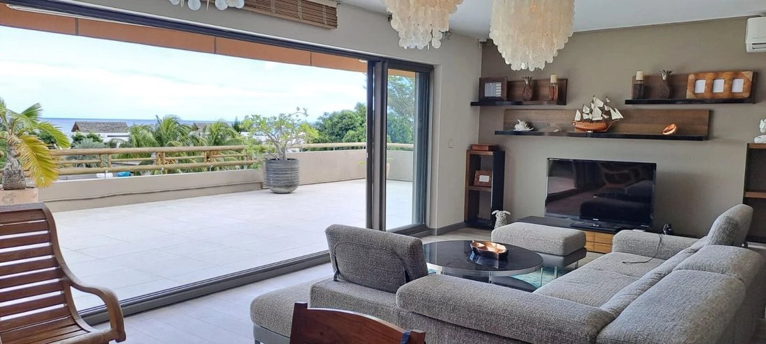 Apartment in Grande Riviere Noire, Rivière Noire District, Mauritius 1 - 15228345