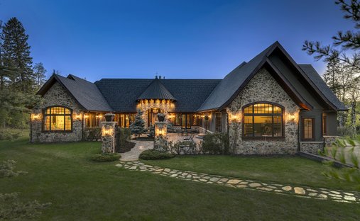 House in Foothills No. 31, Alberta, Canada 1