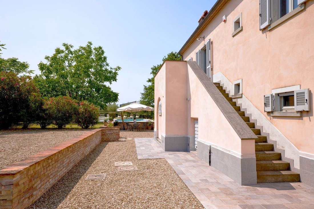 Country House in Center, Cortona, Tuscany 3 - 15565027
