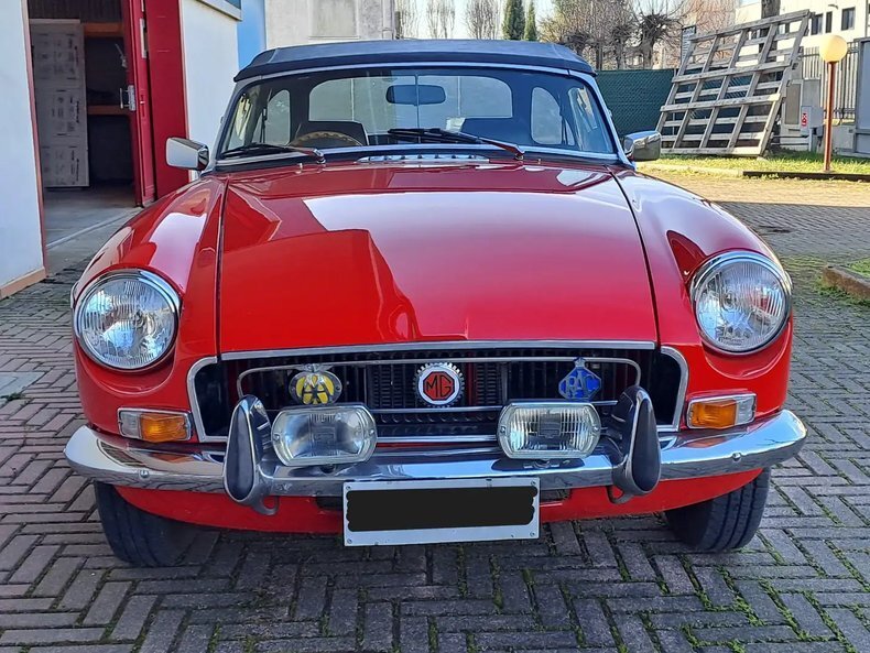 Cabriolet in Glendale, United States 2 - 15572430