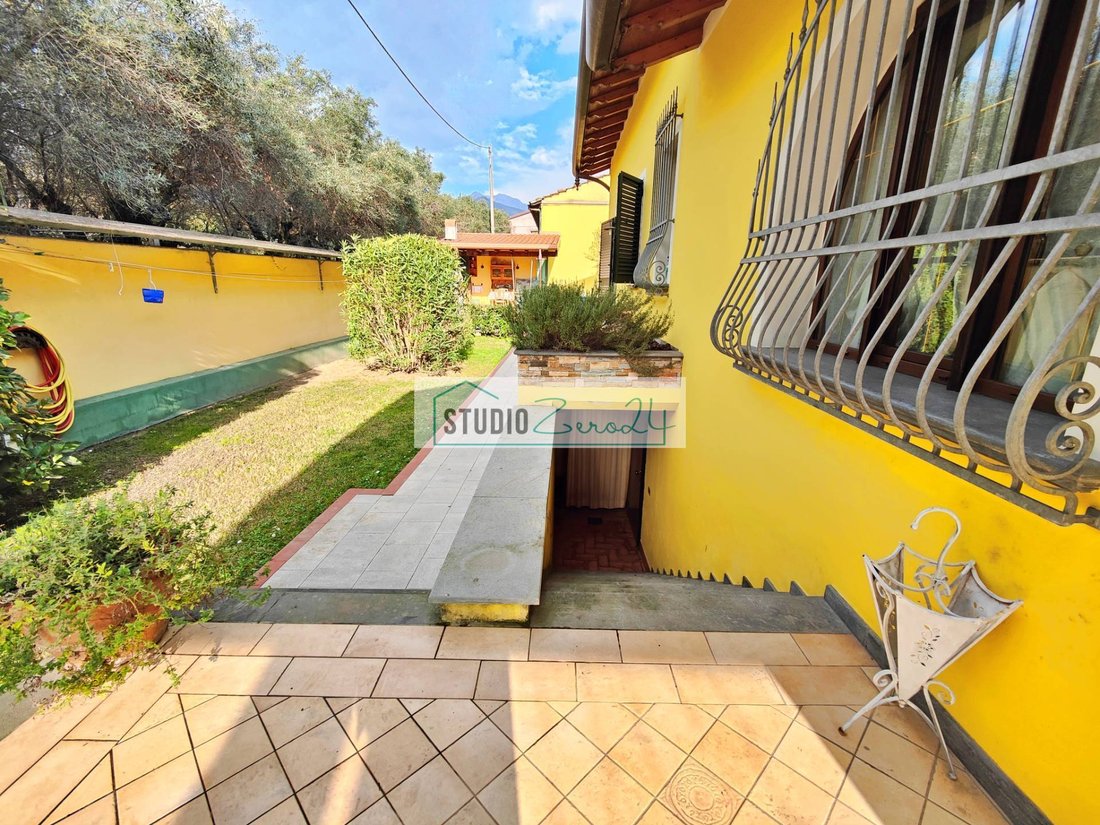 Villa in Seravezza, Tuscany, Italy 5 - 15565676