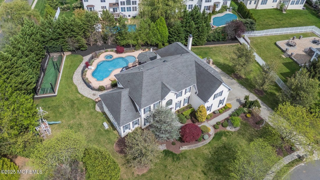 House in Marlboro Township, New Jersey, United States 1 - 15568708