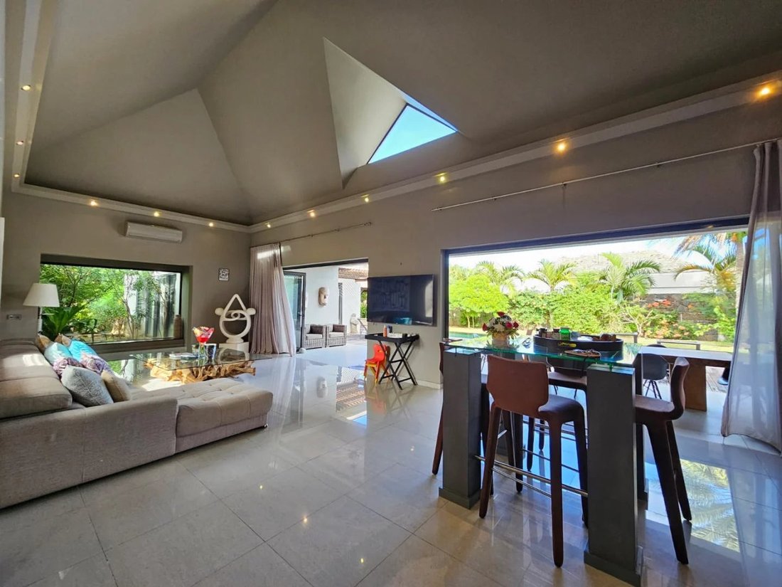 Villa in Grand Baie, Rivière du Rempart District, Mauritius 2 - 15228375