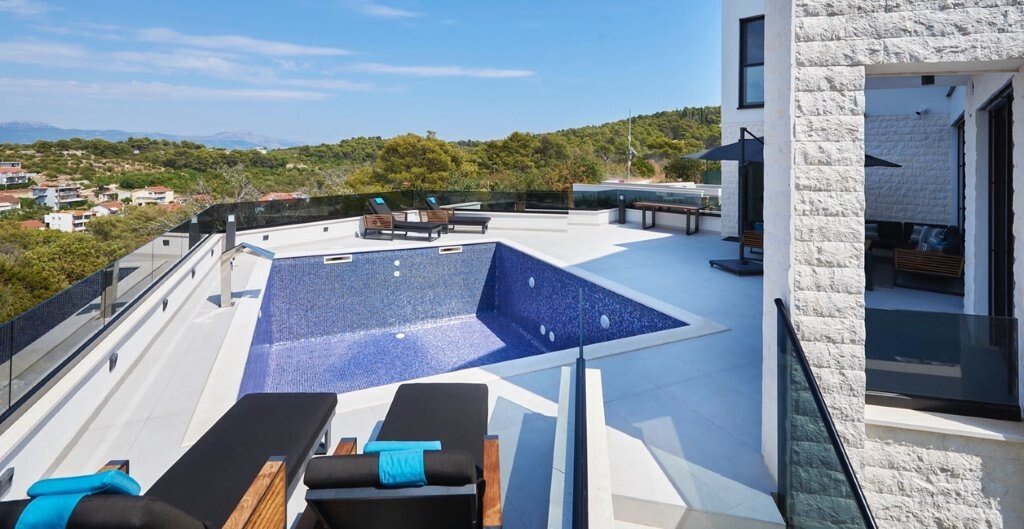 Villa in Zedno, Split-Dalmatia County, Croatia 2 - 15564327