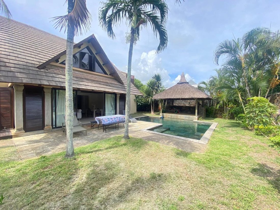 Villa in Grand Baie, Rivière du Rempart District, Mauritius 1 - 15228392