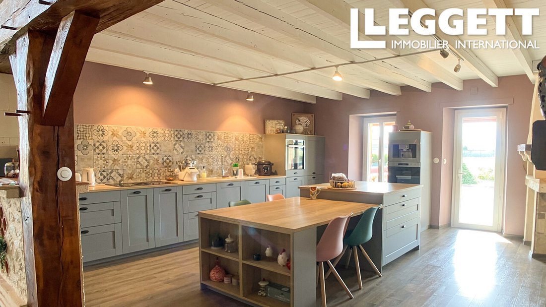 Villa in Marmande, Nouvelle-Aquitaine, France 4 - 15270640